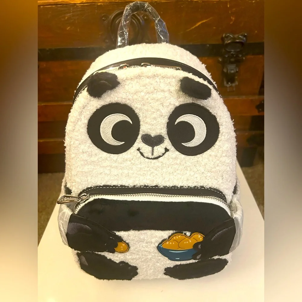 Loungefly Dreamworks Kung Fu Panda Sherpa Mini Backpack - NWT - Picture 1 of 5